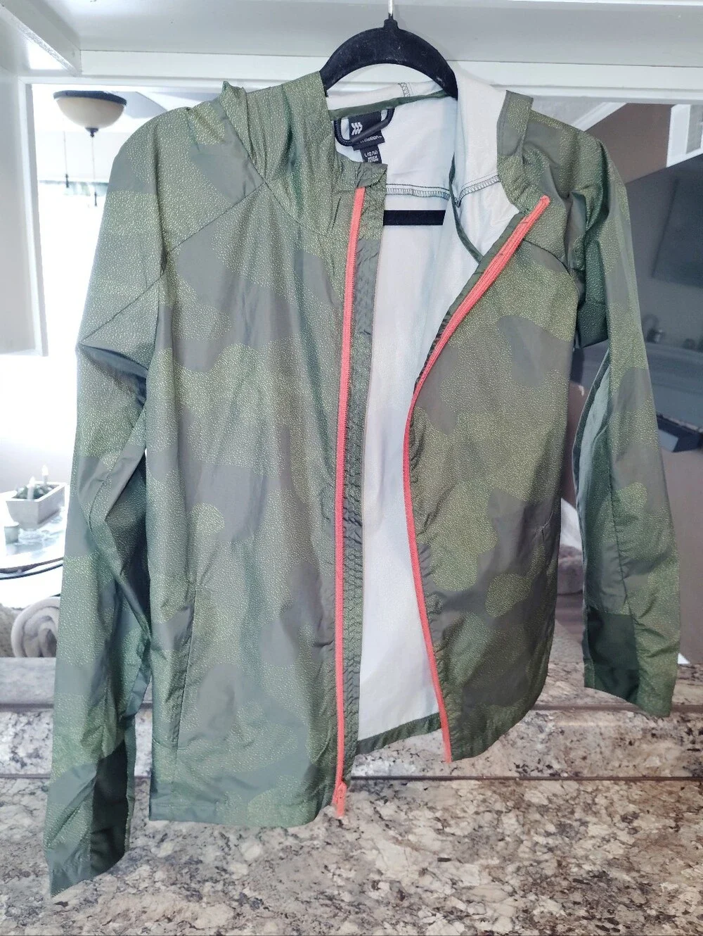all in motion Green Camouflage Hooded Jacket with Coral Zip